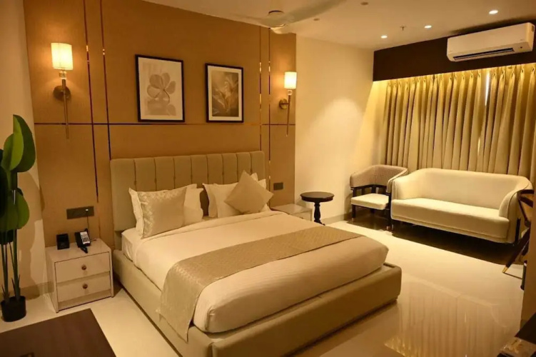 Hotel Lohara Inn - Chandrapur