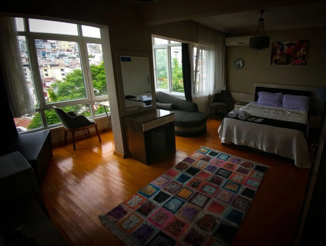 Sarah Suite