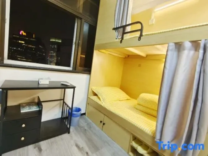 Quadruple Suite