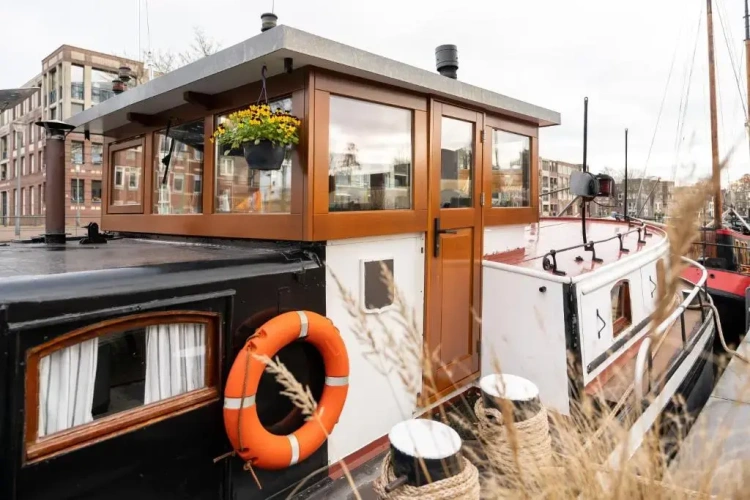 Double Studio