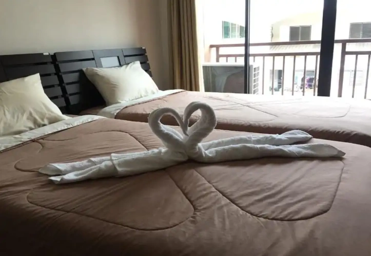 Deluxe Twin room with balcony