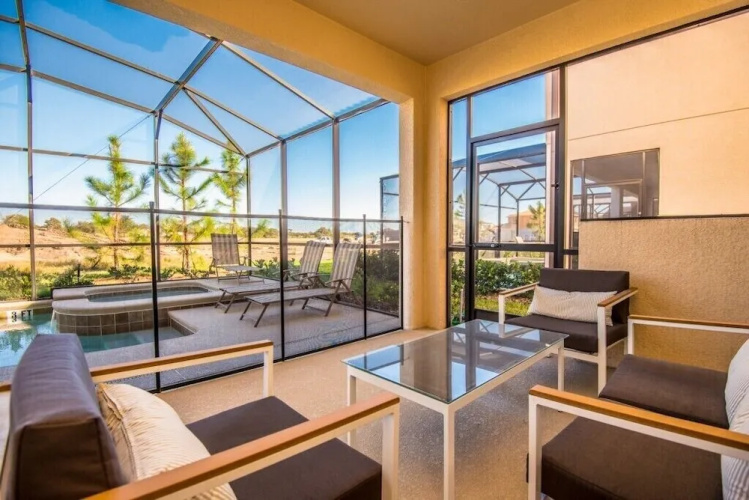 6bed 4Ba Villa Game Room Pool Spa