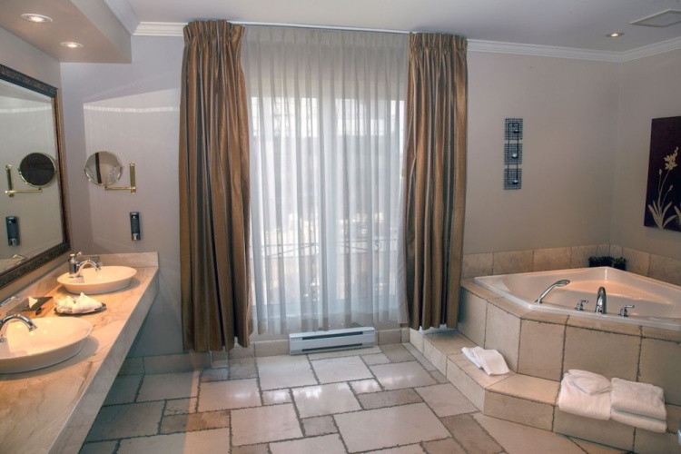 Brossard photo 10