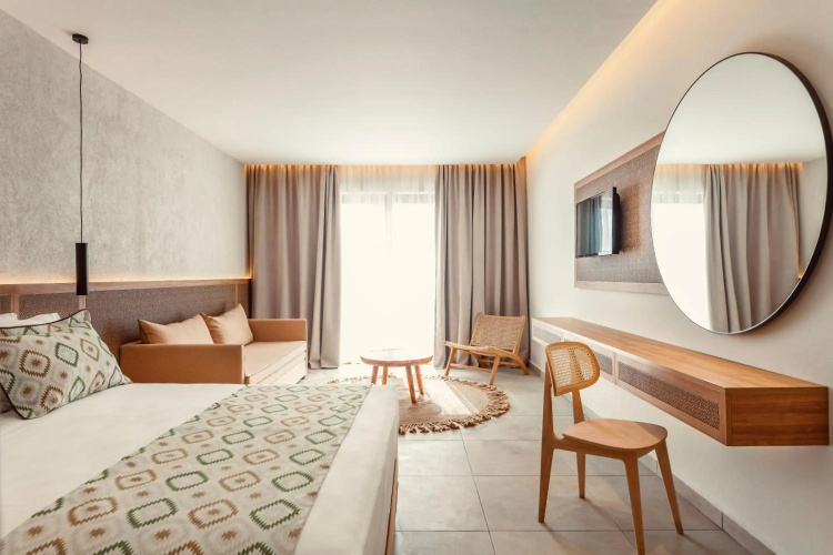 Blue Sea Island Hotel