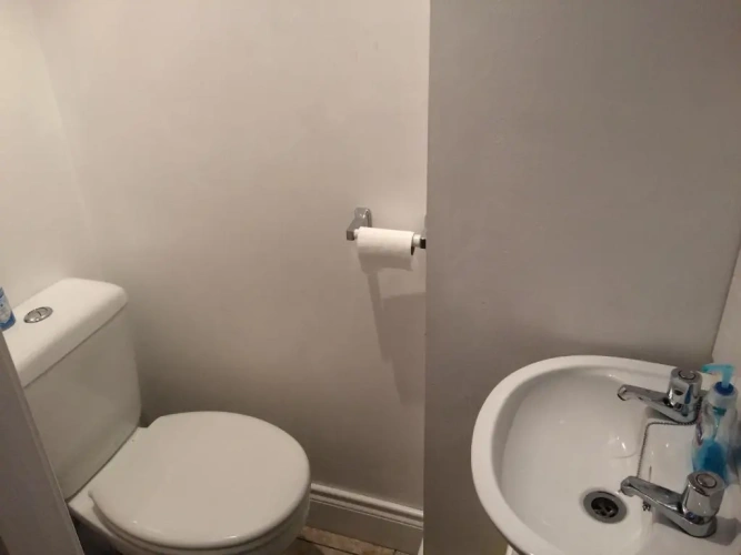 2 Bedrooms Cottage
