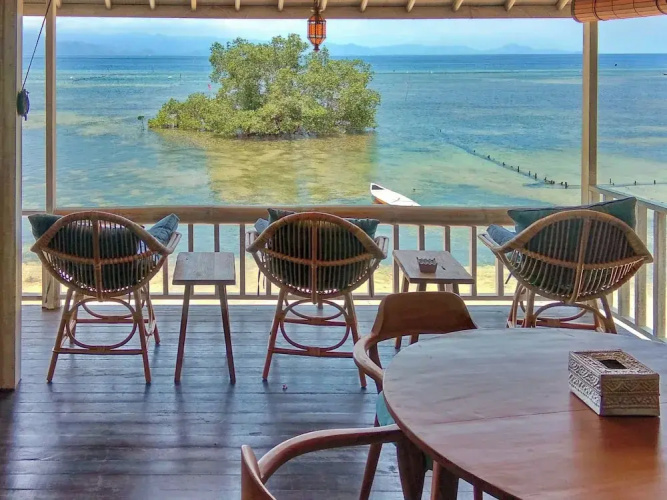 Lembo Lagoon Bungalows