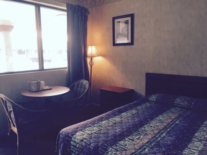 Red Carpet Inn
