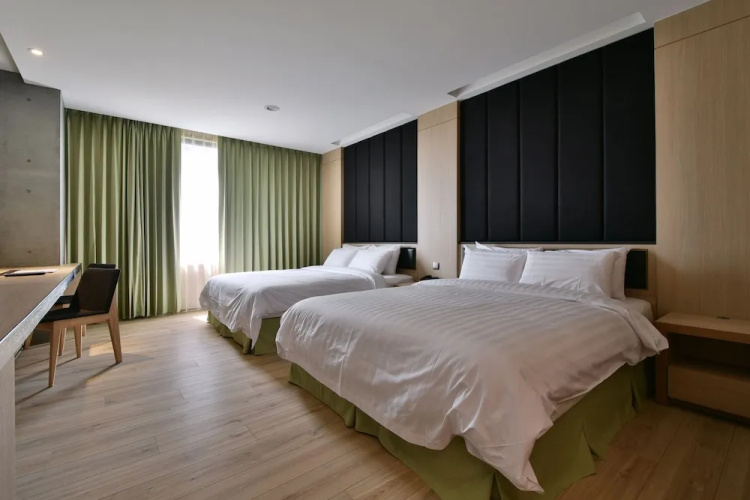 巨蛋旅店 HotelR14