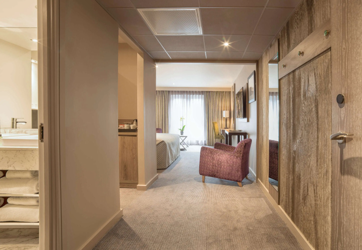 Boulevard Hotel