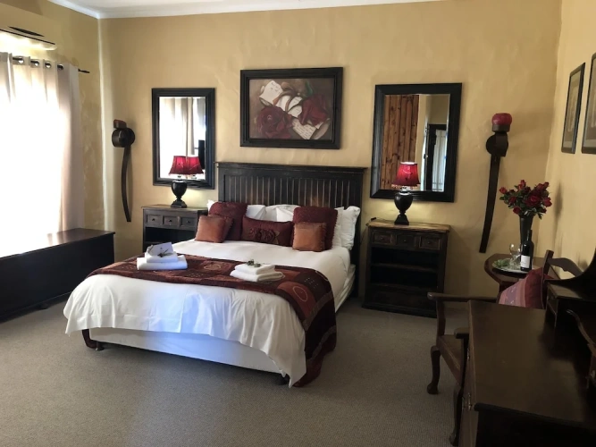 Deluxe Suite with balcony