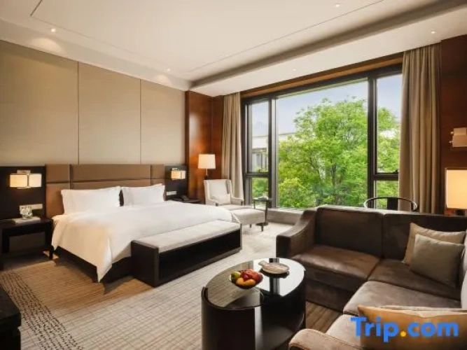 Deluxe Double room with garden view