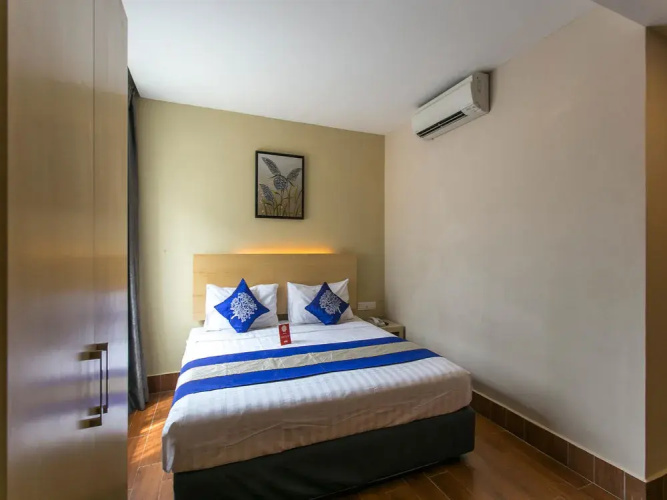 OYO 254 Metro Hotel