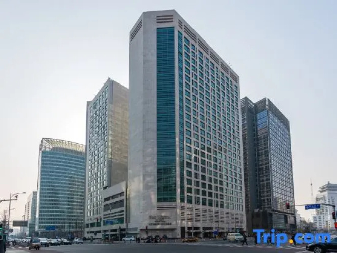 Financier Executive Residence