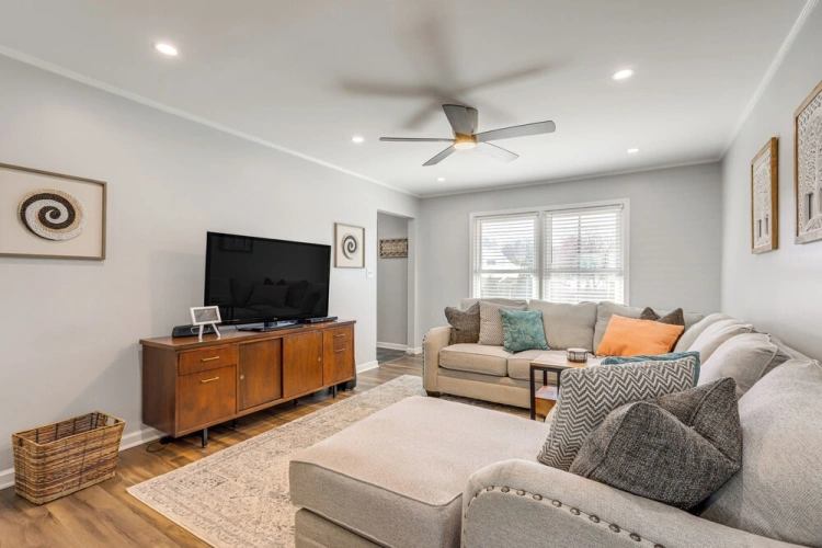 3 Bedrooms Cottage