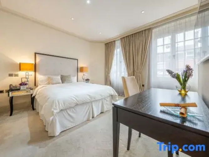 Royal Mayfair Villa