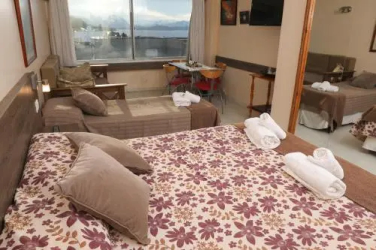 Bariloche Center 630 Studio