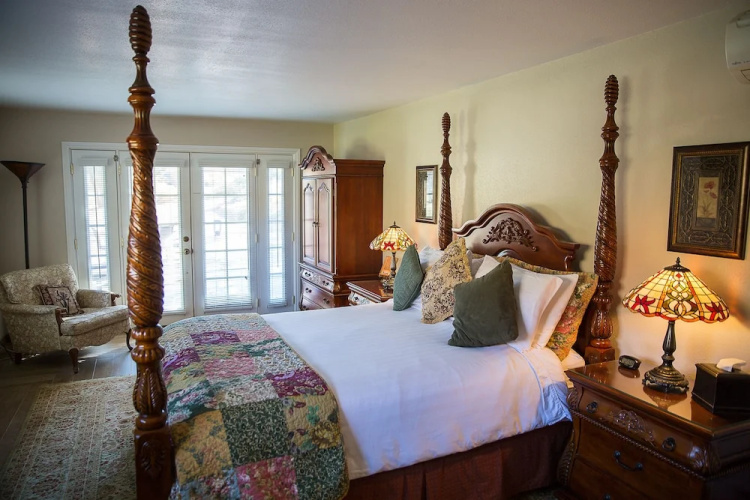 Canyon Vista Lodge