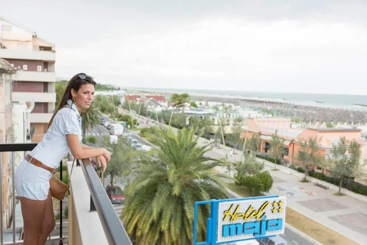 Standard Double room with balcony and with sea view