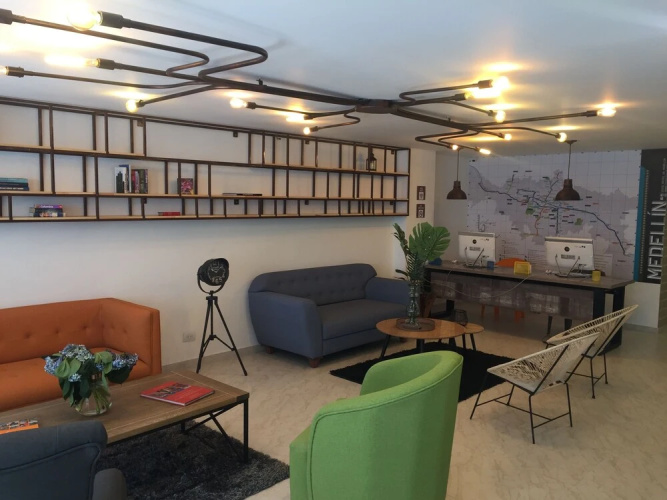 Los Patios Suites Hostal