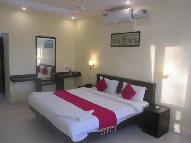 Deluxe Double room with balcony and with sea view