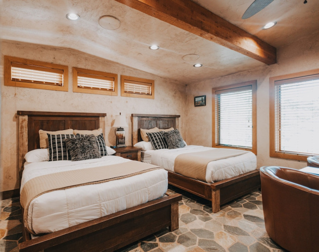 Cougar Ridge Resort, LLC