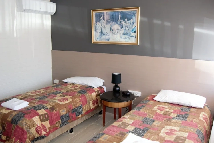 Standard Twin room with balcony