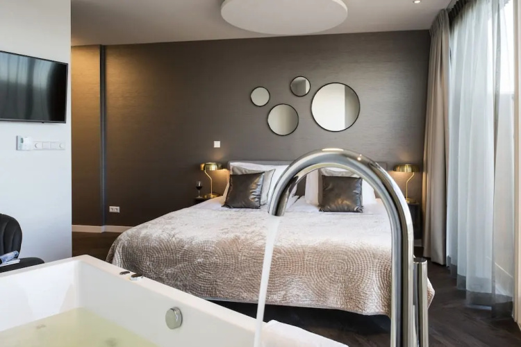 De Pier Suites