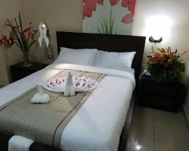 Murex Plaza Hotel & Suites