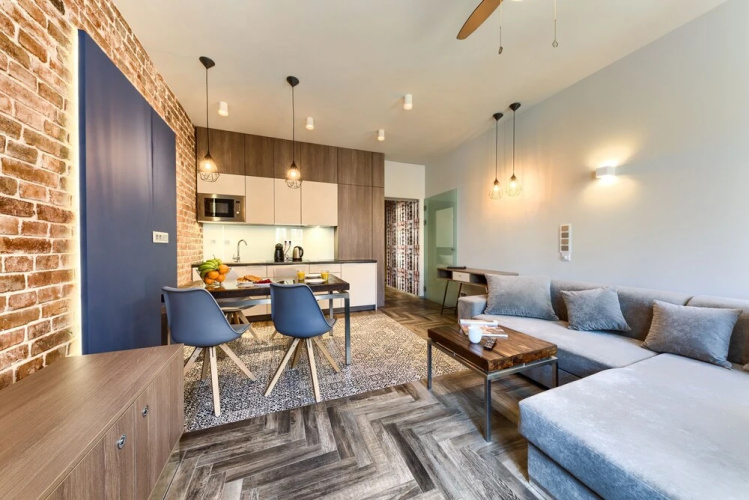 2-3 APARTMENTS Old Town