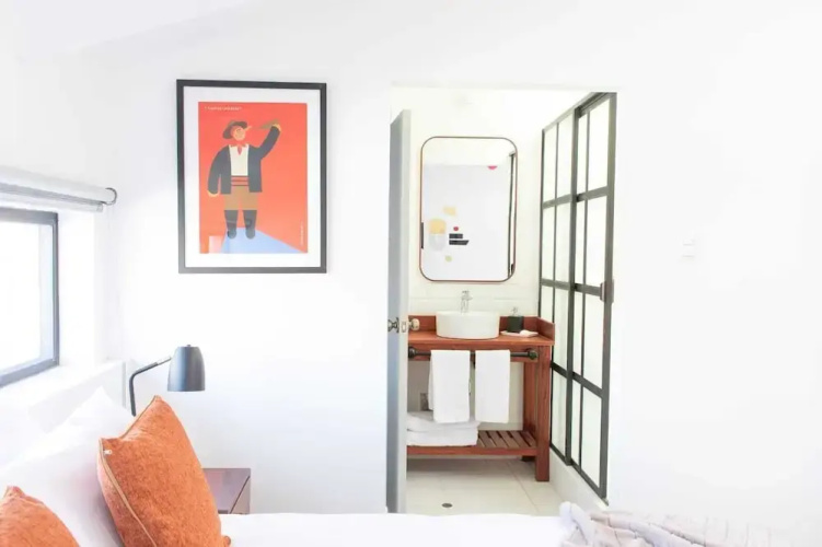 Solara Art House Hotel