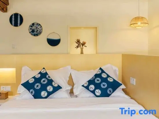 1 Bedroom Duplex Suite