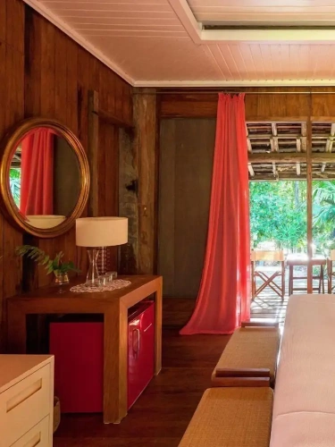 Deluxe Double Suite with garden view