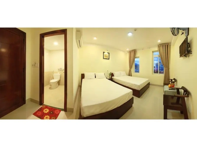 Deluxe Quadruple room with view
