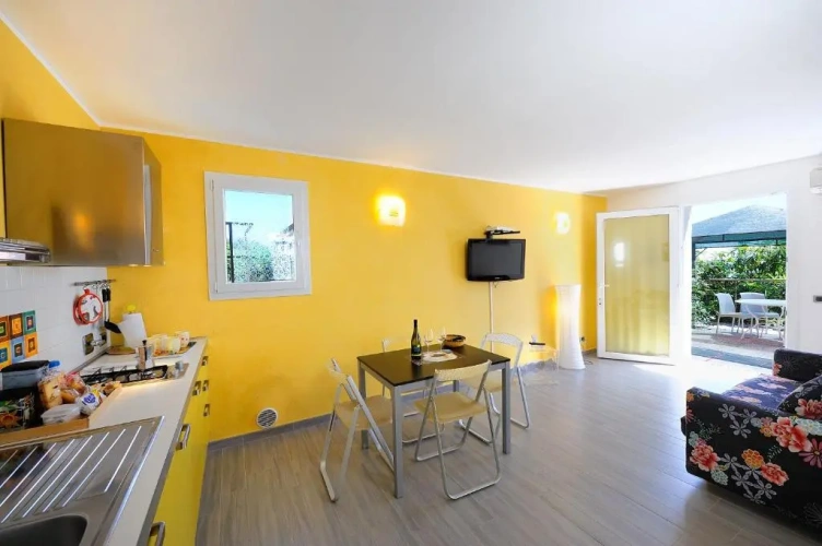 1 Bedroom Apartment with sea view