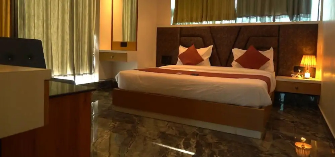 Hotel OM Tapovan