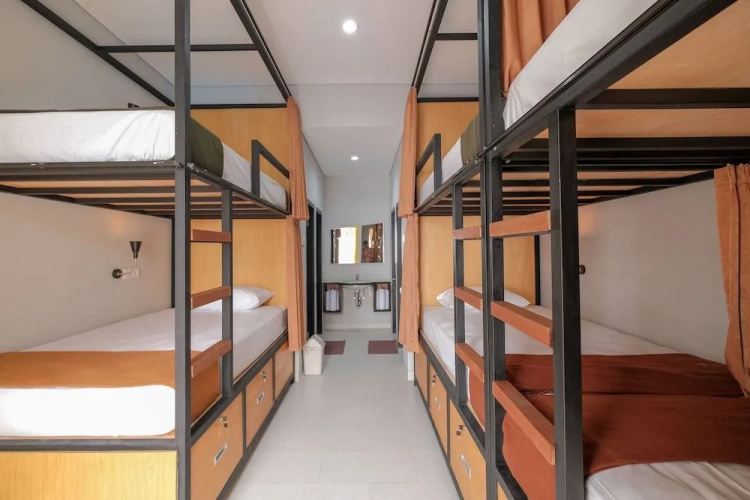 Canggu Castle - Hostel