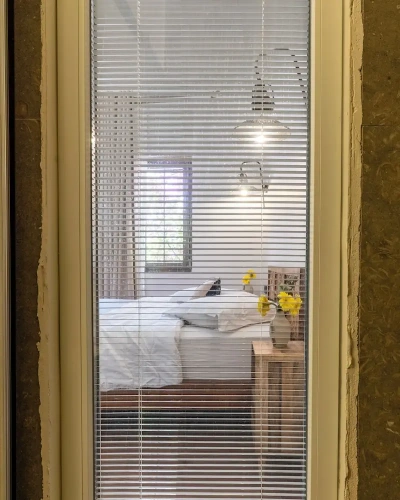 Comfort room