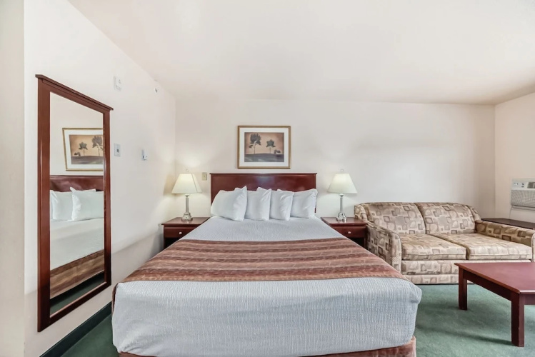 Best Western Grande Mountain Getaways & Hotel