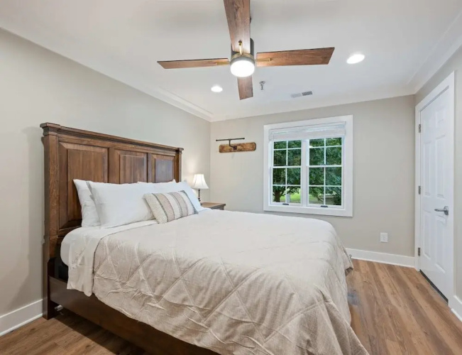 Carters Court Serene Suite