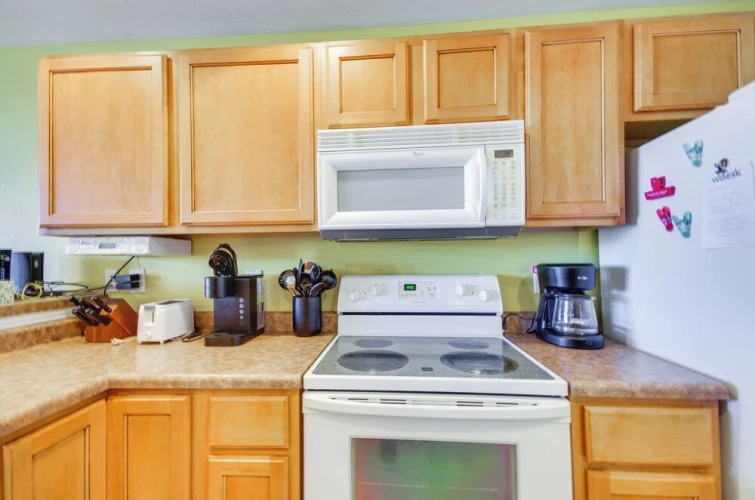 3 Bedrooms Apartment