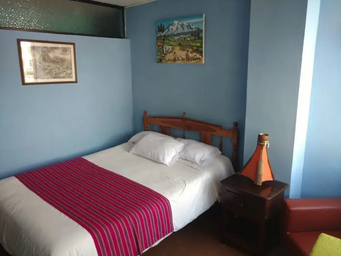 Erupcion Art Hotel & Hostel