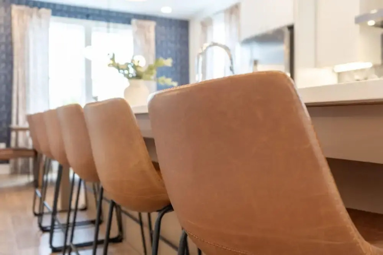 Luxe Group Stay With Hot Tub Rooftop Lounge