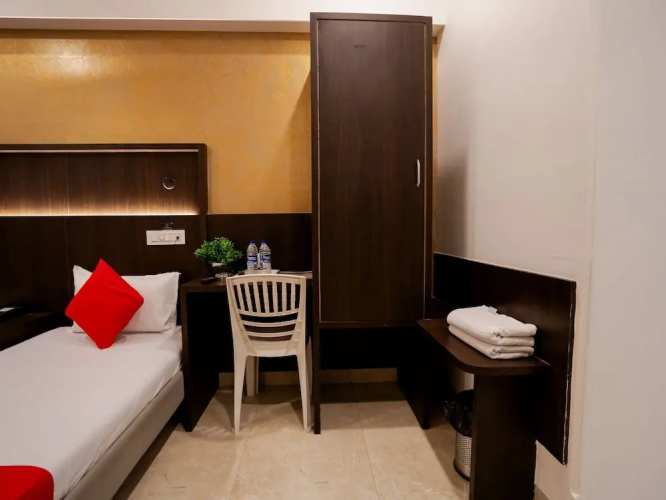 Hotel Grand Seasons