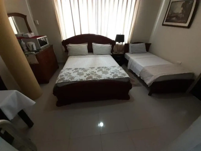 Standard Triple room