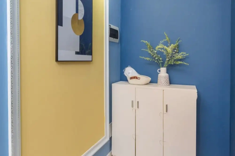2 Bedrooms Apartment