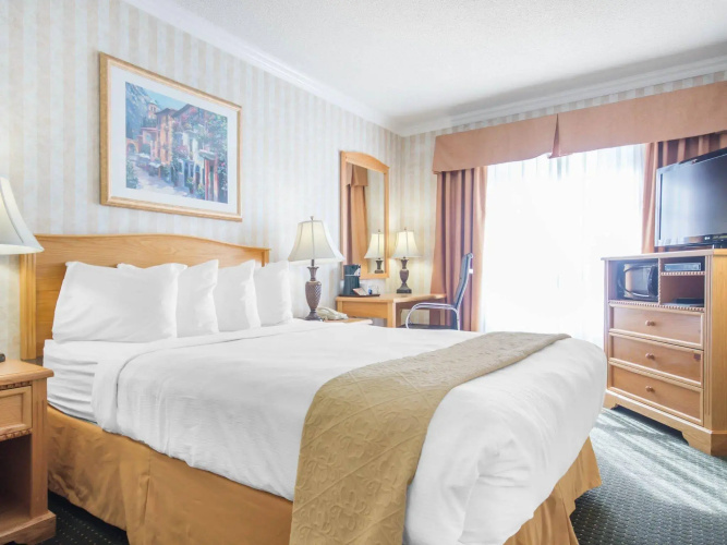 Quality Inn Downtown Inner Harbour