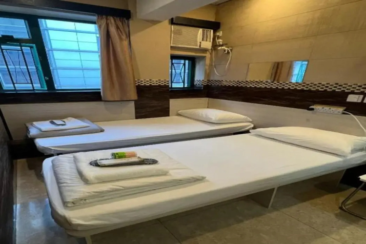 168 Youth Hostel