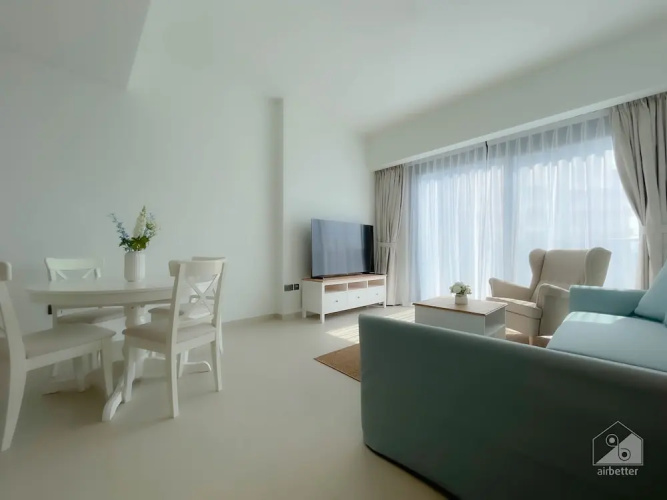 Stunning Apt with Breathtaking Views Downtown
