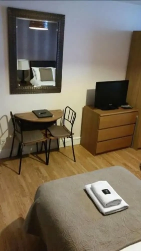 Standard Single Studio