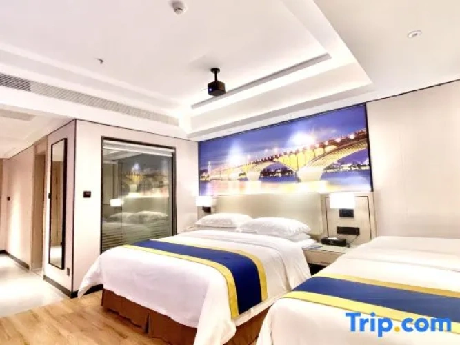 Standard Twin Family room